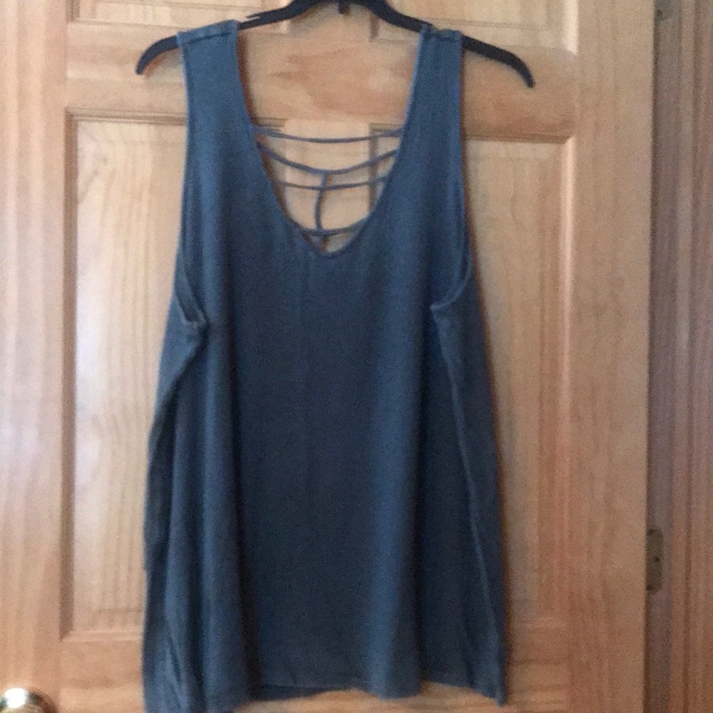 Torrid Gray fancy front and back ribbed tank top